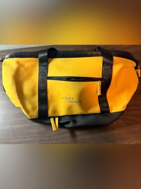 Atley James Travel Tote Heavy Yellow Black  Brand New